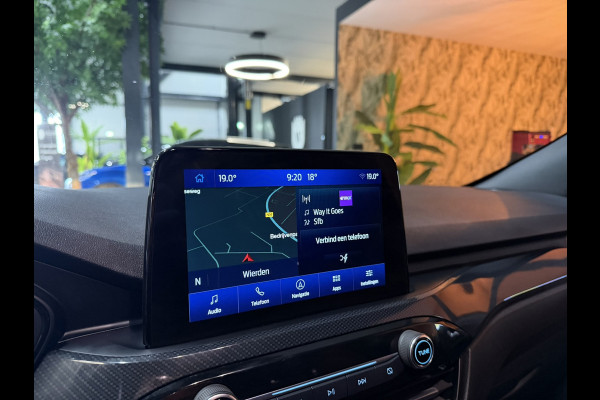 Ford Kuga 2.5 ST-Line HEV|1.600KG Trekgewicht|242pk|Mild-Hybride|Camera|Blindspot|Keyless|Navi|LED|Elek. Achterklep|Rijklaar