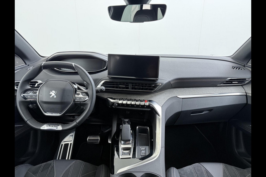 Peugeot 3008 1.6 HYbrid 225 GT PHEV | BLACK PACK | 19 INCH | ELEKTRISCHE KOFFERBAK | FOCAL AUDIO | ACHTERUITRIJCAMERA MET 180° VIEW | STOELVERWARMING | ALCANTARA | RIJKLAAR GELEVERD MET 12 MND BOVAG GARANTIE |