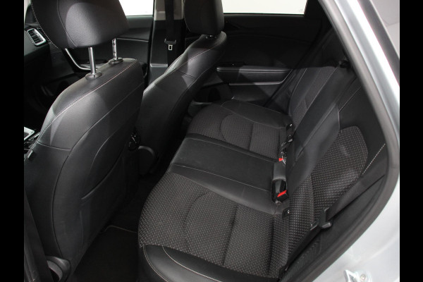 Kia Ceed Sportswagon 1.6 GDI PHEV DynamicLine Climate control Cruise control Adaptive Electrisch bedienbare achterklep Camera Lichtmetalen velgen Camera Navigatie Apple Carplay/ Android Auto Led