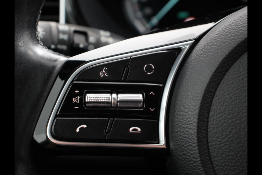 Kia Ceed Sportswagon 1.6 GDI PHEV DynamicLine Climate control Cruise control Adaptive Electrisch bedienbare achterklep Camera Lichtmetalen velgen Camera Navigatie Apple Carplay/ Android Auto Led