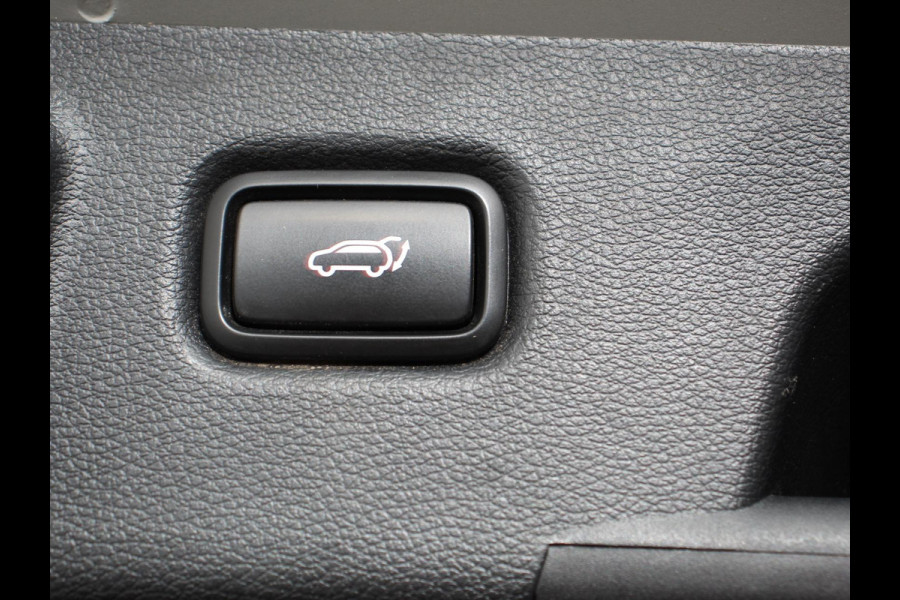 Kia Ceed Sportswagon 1.6 GDI PHEV DynamicLine Climate control Cruise control Adaptive Electrisch bedienbare achterklep Camera Lichtmetalen velgen Camera Navigatie Apple Carplay/ Android Auto Led