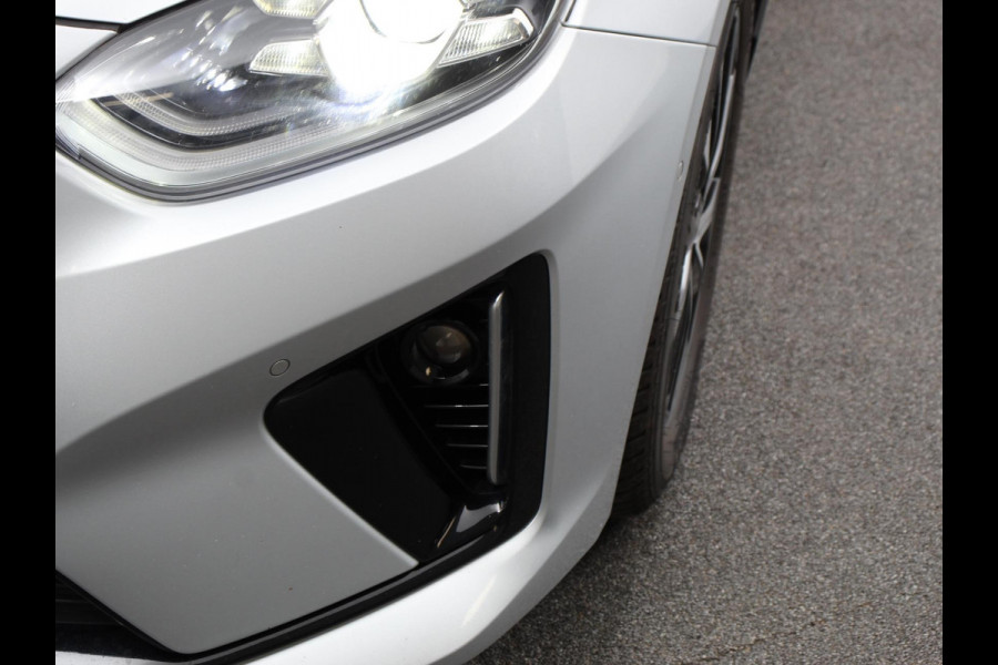 Kia Ceed Sportswagon 1.6 GDI PHEV DynamicLine Climate control Cruise control Adaptive Electrisch bedienbare achterklep Camera Lichtmetalen velgen Camera Navigatie Apple Carplay/ Android Auto Led