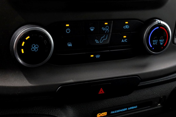 Ford Transit Custom 2.0 TDCI 130pk L2H1 Trend Airco/Navi/Camera Trekhaak 2800kg 07-2023