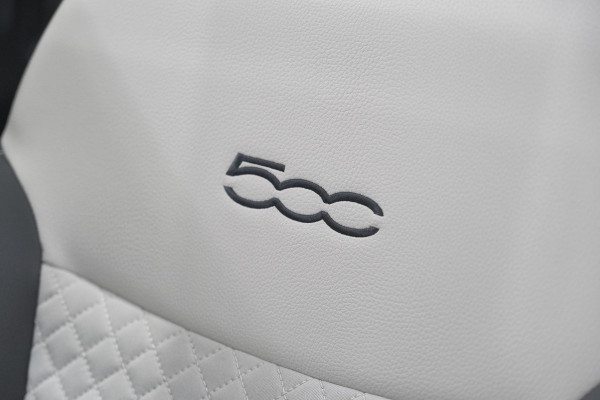 Fiat 500 1.0 Hybrid Dolcevita Apple Carplay | Parkeersensoren | Climate Control