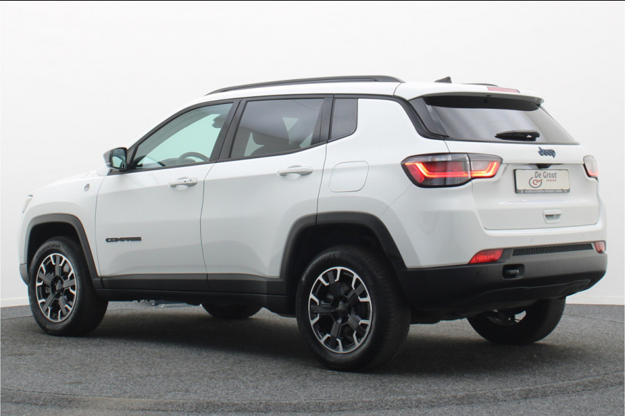Jeep Compass 4xe 240 Plug-in Hybrid Electric Trailhawk Panoramadak, Leer, Camera, ACC, Apple Carplay, Keyless