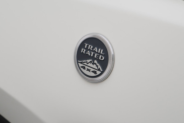 Jeep Compass 4xe 240 Plug-in Hybrid Electric Trailhawk Panoramadak, Leer, Camera, ACC, Apple Carplay, Keyless