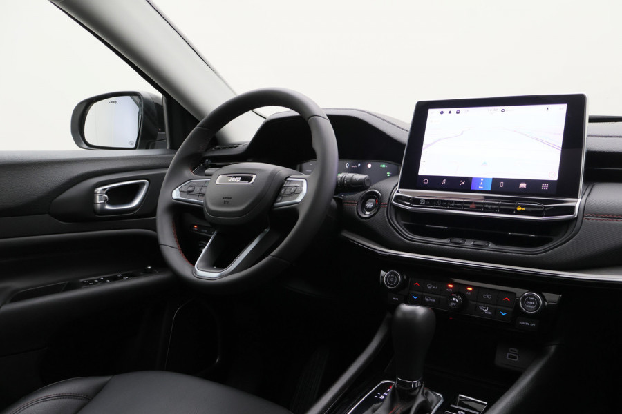 Jeep Compass 4xe 240 Plug-in Hybrid Electric Trailhawk Panoramadak, Leer, Camera, ACC, Apple Carplay, Keyless