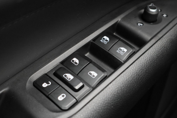 Jeep Compass 4xe 240 Plug-in Hybrid Electric Trailhawk Panoramadak, Leer, Camera, ACC, Apple Carplay, Keyless
