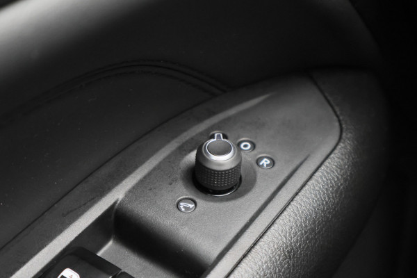Jeep Compass 4xe 240 Plug-in Hybrid Electric Trailhawk Panoramadak, Leer, Camera, ACC, Apple Carplay, Keyless
