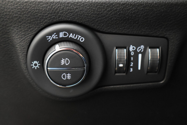 Jeep Compass 4xe 240 Plug-in Hybrid Electric Trailhawk Panoramadak, Leer, Camera, ACC, Apple Carplay, Keyless