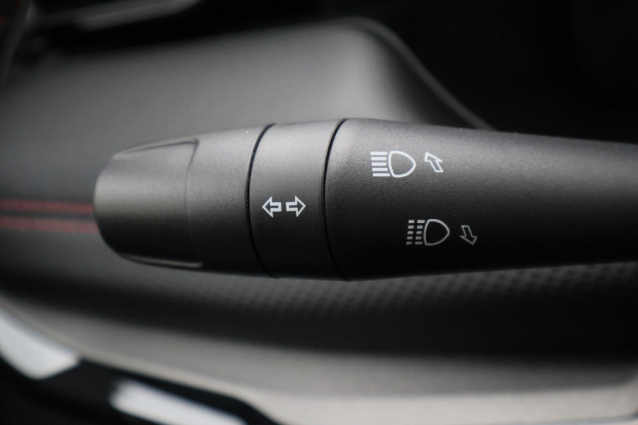 Jeep Compass 4xe 240 Plug-in Hybrid Electric Trailhawk Panoramadak, Leer, Camera, ACC, Apple Carplay, Keyless