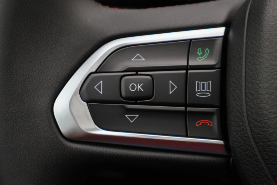 Jeep Compass 4xe 240 Plug-in Hybrid Electric Trailhawk Panoramadak, Leer, Camera, ACC, Apple Carplay, Keyless