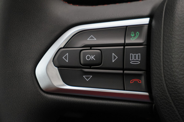 Jeep Compass 4xe 240 Plug-in Hybrid Electric Trailhawk Panoramadak, Leer, Camera, ACC, Apple Carplay, Keyless