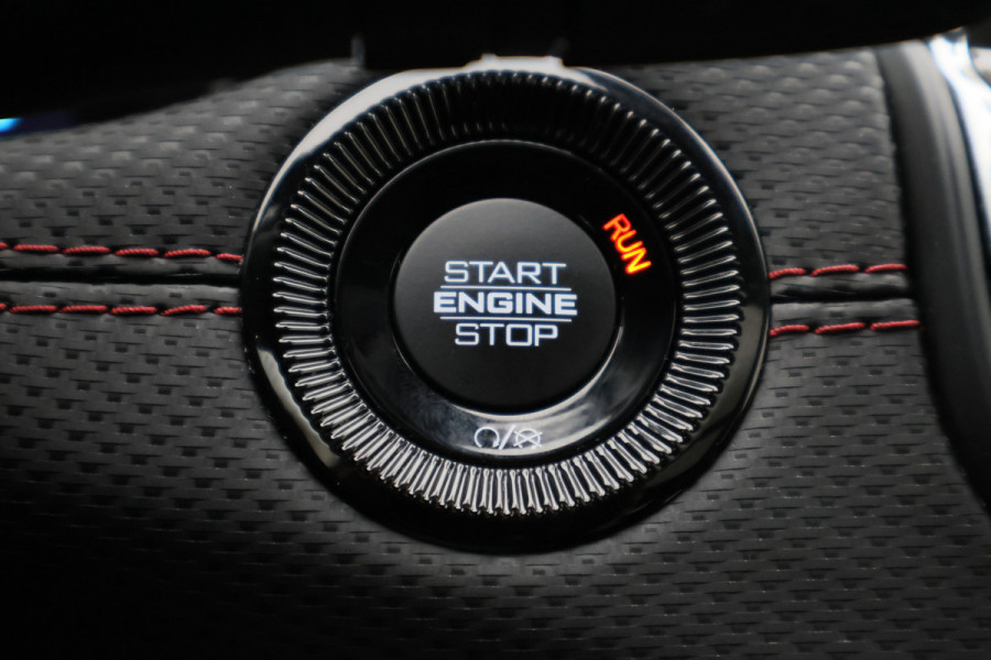 Jeep Compass 4xe 240 Plug-in Hybrid Electric Trailhawk Panoramadak, Leer, Camera, ACC, Apple Carplay, Keyless