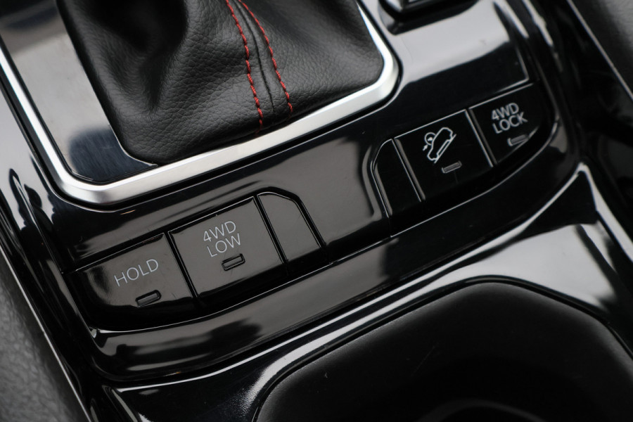 Jeep Compass 4xe 240 Plug-in Hybrid Electric Trailhawk Panoramadak, Leer, Camera, ACC, Apple Carplay, Keyless
