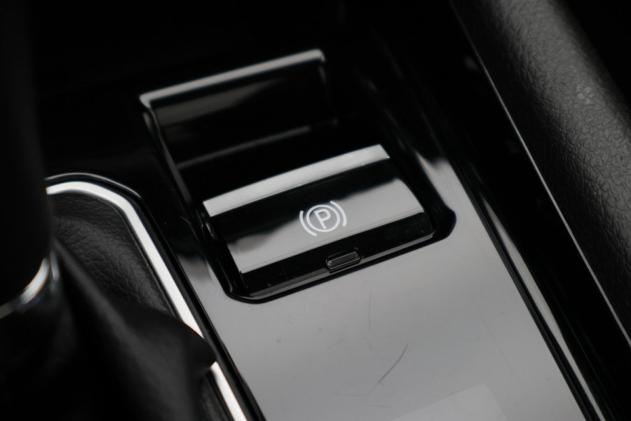 Jeep Compass 4xe 240 Plug-in Hybrid Electric Trailhawk Panoramadak, Leer, Camera, ACC, Apple Carplay, Keyless