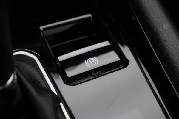 Jeep Compass 4xe 240 Plug-in Hybrid Electric Trailhawk Panoramadak, Leer, Camera, ACC, Apple Carplay, Keyless