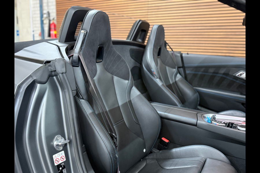 BMW Z4 Roadster SDrive30i High Ex. Edition | VOL! | M-Sport | Frozen Grey | H/K Sound | HUD | Adaptief M | Maxton| Leder/Alcantara