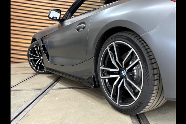 BMW Z4 Roadster SDrive30i High Ex. Edition | VOL! | M-Sport | Frozen Grey | H/K Sound | HUD | Adaptief M | Maxton| Leder/Alcantara
