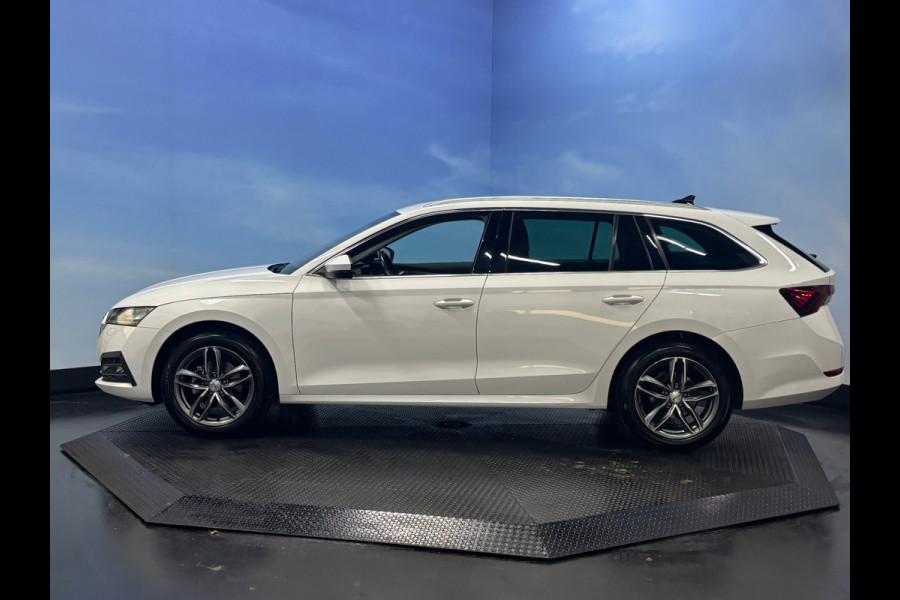 Škoda Octavia Combi 1.0 e-TSI Business Edition Plus Automaat | Navi | Clima | Cruise | Camera