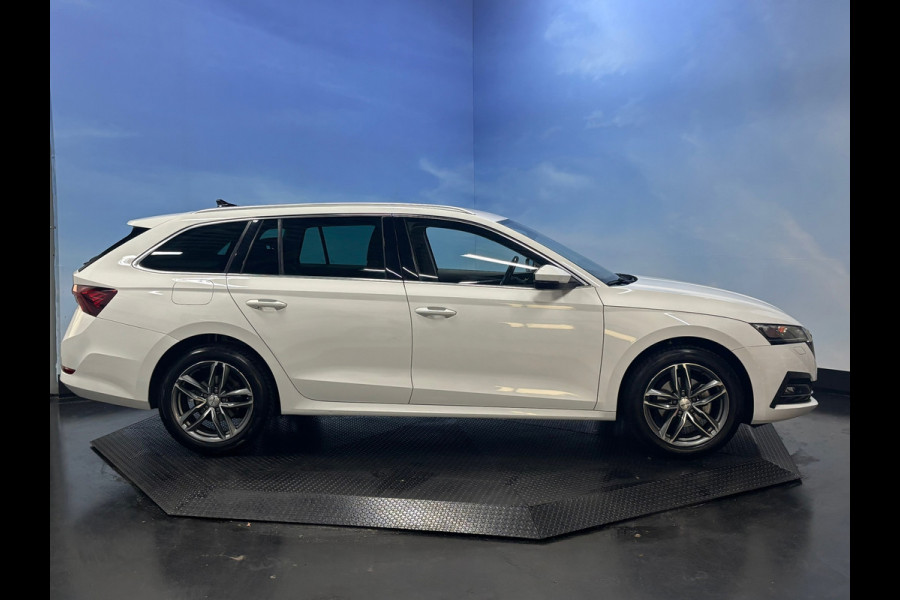 Škoda Octavia Combi 1.0 e-TSI Business Edition Plus Automaat | Navi | Clima | Cruise | Camera