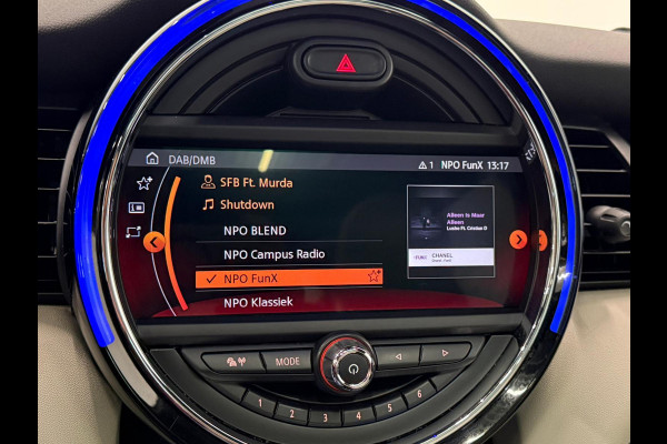 MINI 5-deurs 1.5 Cooper John Cooper Works Automaat Panoramadak Navigatie Camera Parkeersensoren Cruise Control Full Led Stoelverwarming Leder Climate Control Lichtmetalen velgen