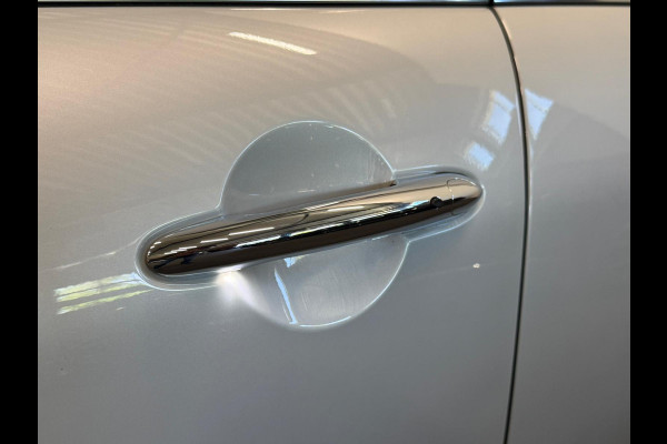 MINI 5-deurs 1.5 Cooper John Cooper Works Automaat Panoramadak Navigatie Camera Parkeersensoren Cruise Control Full Led Stoelverwarming Leder Climate Control Lichtmetalen velgen