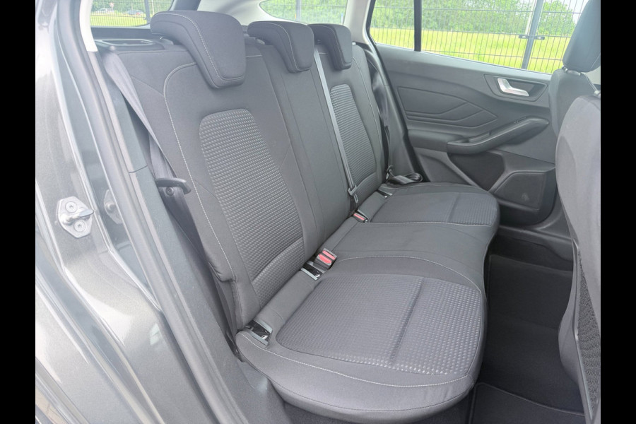 Ford FOCUS Wagon 1.0 EcoBoost Trend Edition Business | Carplay | Trekhaak | PDC |