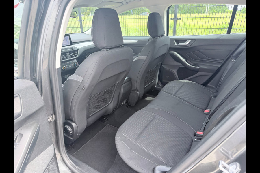 Ford FOCUS Wagon 1.0 EcoBoost Trend Edition Business | Carplay | Trekhaak | PDC |