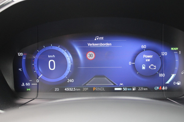 Ford Kuga 2.5 PHEV 225PK ST-LINE X | ELEKTRISCH WEGKLAPBARE TREKHAAK | NAVIGATIE | WINTER PACK: VOORRUIT/STUUR/STOEL VERWARMING | ACHTERBANK VERWARMING | DODEHOEKDETECTIE | CAMERA VOOR + ACHTER | KEYLESS ENTRY/START | RODE REMKLAUWEN | ADAPTIVE CRUISE CONTROL | DAB+ RADIO | APPLE CARPLAY/ANDROID AUTO | 19" LICHTMETALEN VELGEN | PARKEERSENSOREN VOOR + ACHTER | AUTOMATISCH INPARKEREN | ELEKTRISCH BEDIENBARE ACHTERKLEP |