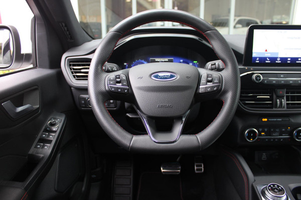 Ford Kuga 2.5 PHEV 225PK ST-LINE X | ELEKTRISCH WEGKLAPBARE TREKHAAK | NAVIGATIE | WINTER PACK: VOORRUIT/STUUR/STOEL VERWARMING | ACHTERBANK VERWARMING | DODEHOEKDETECTIE | CAMERA VOOR + ACHTER | KEYLESS ENTRY/START | RODE REMKLAUWEN | ADAPTIVE CRUISE CONTROL | DAB+ RADIO | APPLE CARPLAY/ANDROID AUTO | 19" LICHTMETALEN VELGEN | PARKEERSENSOREN VOOR + ACHTER | AUTOMATISCH INPARKEREN | ELEKTRISCH BEDIENBARE ACHTERKLEP |