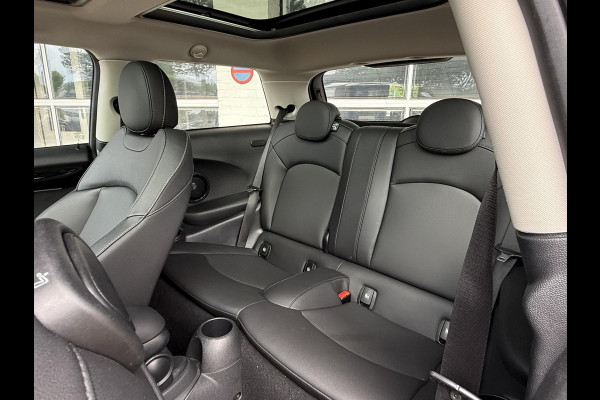 MINI Electric MINI Electric 33 kWh | PANORAMA | HARMAN KARDON | LEDEREN SPORTSTOELEN | CAMERA | KEYLESS |