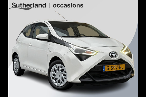 Toyota Aygo 1.0 VVT-i x-play | Carplay | Achteruitrijcamera | Airco | Automaat