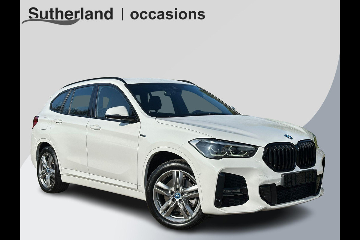 BMW X1 xDrive25e M Sport 220 PK | M pakket | Afneembare Trekhaak | Sportstoelen |  Stoelverwarming | Elek. verstelbare stoel met geheugen | Elektrische achterklep | Driving Assistant Plus