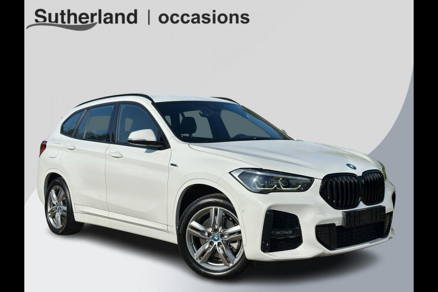 BMW X1 xDrive25e M Sport 220 PK | M pakket | Afneembare Trekhaak | Sportstoelen |  Stoelverwarming | Elek. verstelbare stoel met geheugen | Elektrische achterklep | Driving Assistant Plus