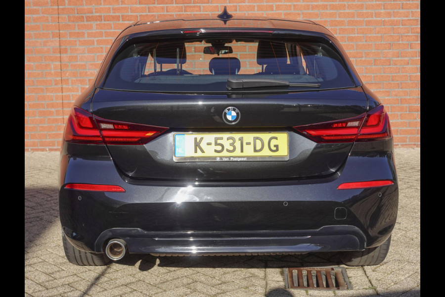 BMW 1-serie 118i Executive Edition Navigatie Apple Carplay/Android Auto Adaptive Cruise Control Parkeersensoren Full LED Virtual Cockpit Climate Control