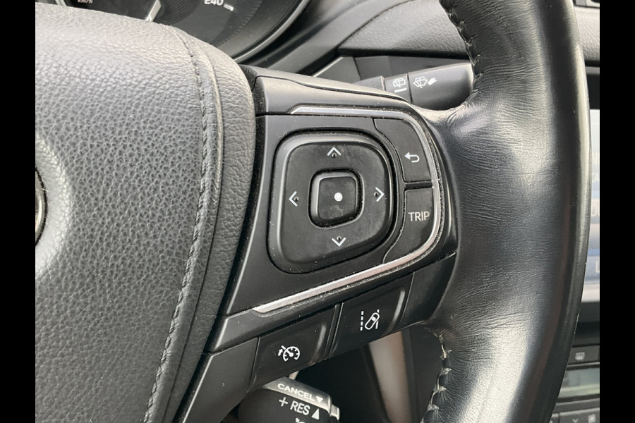 Toyota Avensis Touring Sports 1.8 VVT-i SkyView Limited Automaat Trekhaak Stoelverw Camera Dealer-Onderhouden!