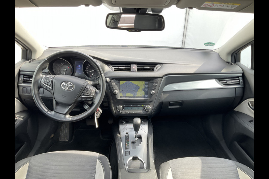 Toyota Avensis Touring Sports 1.8 VVT-i SkyView Limited Automaat Trekhaak Stoelverw Camera Dealer-Onderhouden!