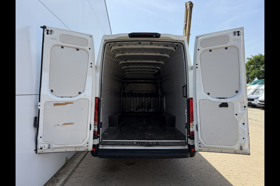 Iveco Daily 35S18 3.0 Automaat L4H2 LED Climate Control Cruise Control Camera