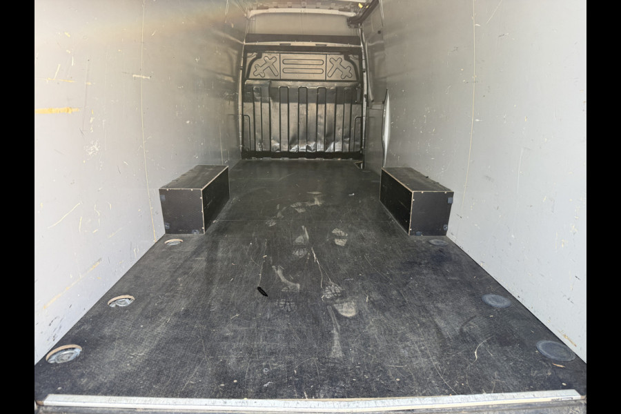 Iveco Daily 35S18 3.0 Automaat L4H2 LED Climate Control Cruise Control Camera