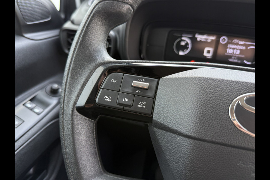 Toyota PROACE CITY 1.5 D 100PK Nieuw Model! L1 Climate Control Cruise Control Lane Assist Stoelverwarming Parkeersensoren