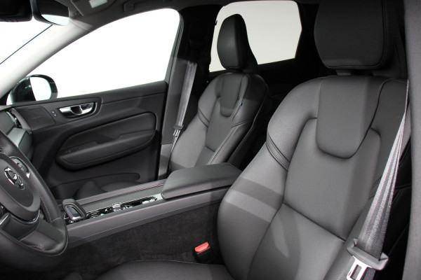 Volvo XC60 2.0 B4 197pk Momentum Pro Navigatie Lederen Bekleding Harman kardon AudioPro DAB Climate Control Camera Stoelverwarming Elektrische bedienbare achterklep