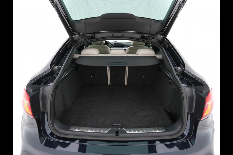 BMW X6 M50d Aut. *PANO |  LEATHER | FULL-LED | HARMAN/KARDON | DIGI-COCKPIT | CAMERA | MEMORY-PACK | HEATED-COMFORTSEATS | NAVI-FULLMAP | SHIFTPADDLES | HEAD-UP | PRIVACYGLASS | 20"ALU*