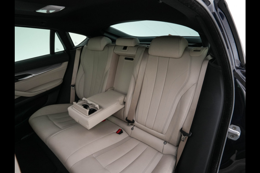 BMW X6 M50d Aut. *PANO |  LEATHER | FULL-LED | HARMAN/KARDON | DIGI-COCKPIT | CAMERA | MEMORY-PACK | HEATED-COMFORTSEATS | NAVI-FULLMAP | SHIFTPADDLES | HEAD-UP | PRIVACYGLASS | 20"ALU*