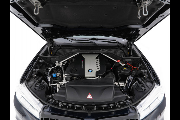 BMW X6 M50d Aut. *PANO |  LEATHER | FULL-LED | HARMAN/KARDON | DIGI-COCKPIT | CAMERA | MEMORY-PACK | HEATED-COMFORTSEATS | NAVI-FULLMAP | SHIFTPADDLES | HEAD-UP | PRIVACYGLASS | 20"ALU*