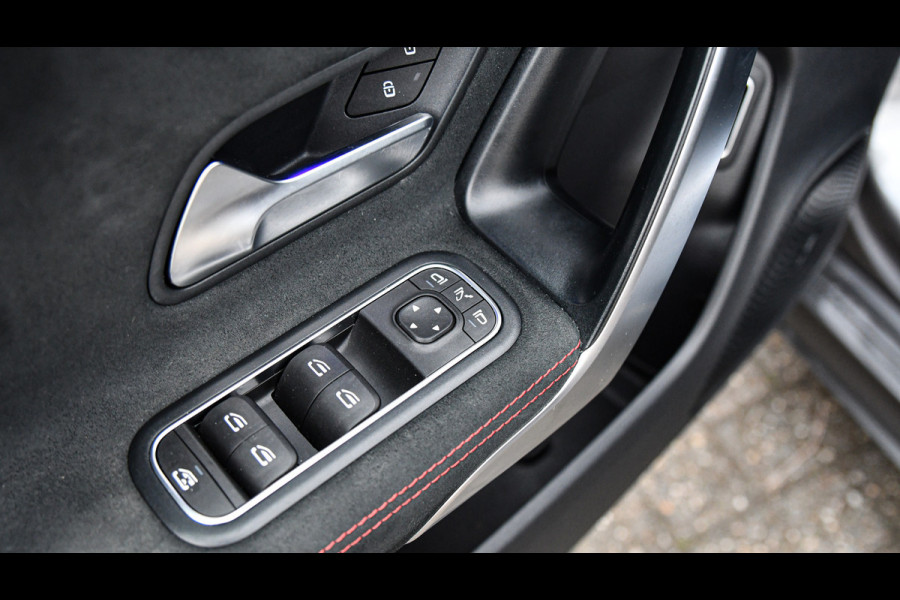 Mercedes-Benz CLA-Klasse 180 AMG-Line, Pano, Memory, 360, Ambient, Keyless!