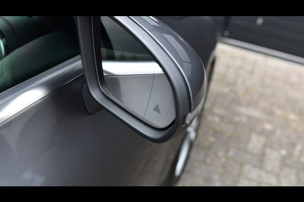 Mercedes-Benz CLA-Klasse 180 AMG-Line, Pano, Memory, 360, Ambient, Keyless!