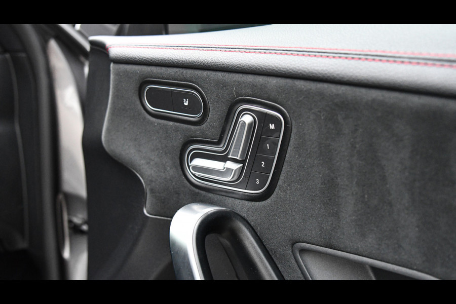 Mercedes-Benz CLA-Klasse 180 AMG-Line, Pano, Memory, 360, Ambient, Keyless!