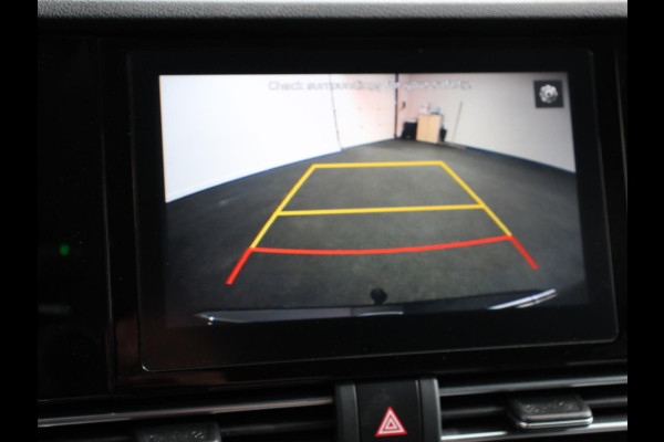 Kia Niro 1.6 GDi PHEV Hybrid DynamicPlusLine Climate control Cruise control Lichtmetalen velgen Led Navigatie Parkeersensoren Camera Apple Carplay/ Android auto Trekhaak