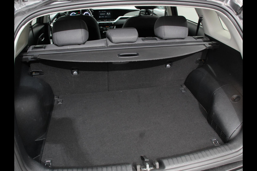 Kia Niro 1.6 GDi PHEV Hybrid DynamicPlusLine Climate control Cruise control Lichtmetalen velgen Led Navigatie Parkeersensoren Camera Apple Carplay/ Android auto Trekhaak
